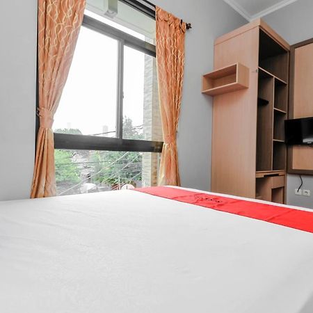 Reddoorz Near Manggarai Station 2 Hotel Jakarta Exterior photo