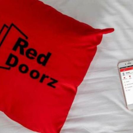Reddoorz Near Manggarai Station 2 Hotel Jakarta Exterior photo