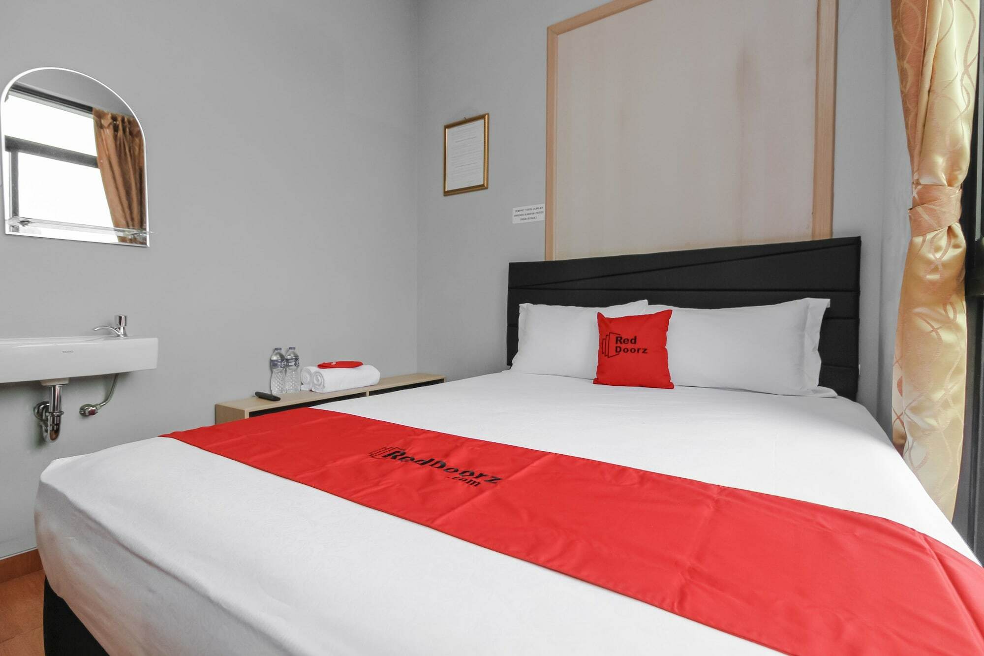 Reddoorz Near Manggarai Station 2 Hotel Jakarta Exterior photo